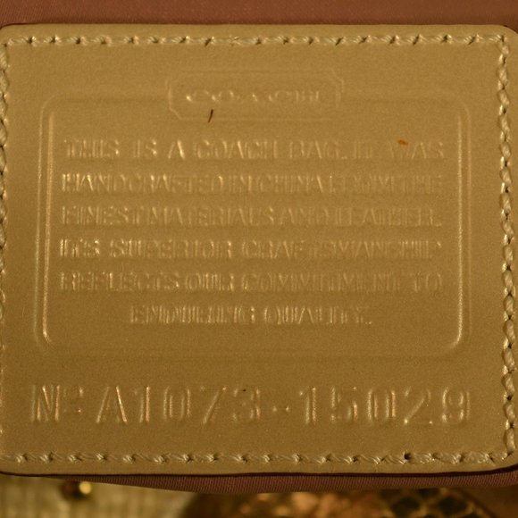 COACH Natural Straw Charm Tote No. A1073-15029 With Dust Cover - Picture 4 of 10